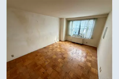70-25 Yellowstone Boulevard #3H, Forest Hills, NY 11375 - Photo 33