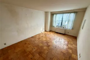 70-25 Yellowstone Blvd, Forest Hills, NY 11375 - Photo 33