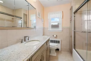 128 Rule St, Franklin Square, NY 11010 - Photo 13