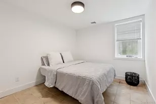 34 Starboard Rd, Hampton Bays, NY 11946 - Photo 11