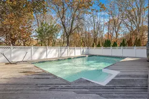 34 Starboard Rd, Hampton Bays, NY 11946 - Photo 25