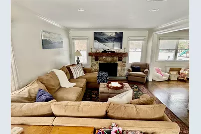 30 Carnegie Avenue, Huntington, NY 11743 - Photo 5