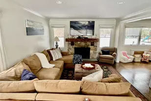 30 Carnegie Ave, Huntington, NY 11743 - Photo 5