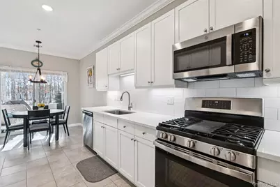 34 Greentree Court, Shirley, NY 11967 - Photo 11