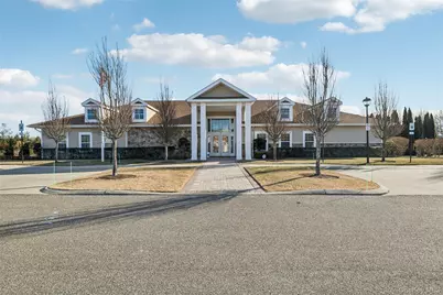 34 Greentree Court, Shirley, NY 11967 - Photo 31