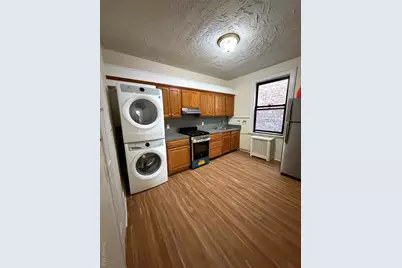 810 Jericho Turnpike #2, New Hyde Park, NY 11040 - Photo 3