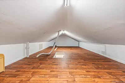 218-07 73rd Avenue #Upper, Bayside, NY 11364 - Photo 17