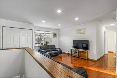 218-07 73rd Avenue #Upper, Bayside, NY 11364 - Photo 19