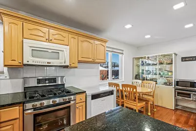 218-07 73rd Avenue #Upper, Bayside, NY 11364 - Photo 7