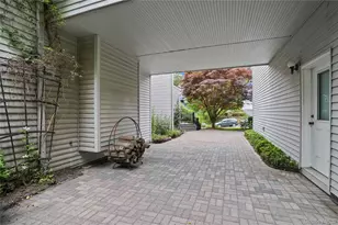 130 Bramblebrook Rd, Ardsley, NY 10502 - Photo 3