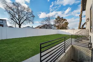 340 Doris Ave, Franklin Square, NY 11010 - Photo 43