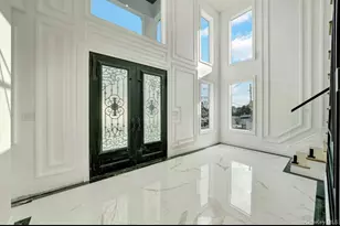 340 Doris Ave, Franklin Square, NY 11010 - Photo 7