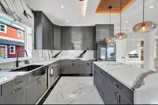 340 Doris Ave, Franklin Square, NY 11010 - Photo 19