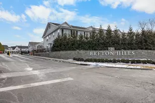 709 Breton Wy, Glen Cove, NY 11542 - Photo 19