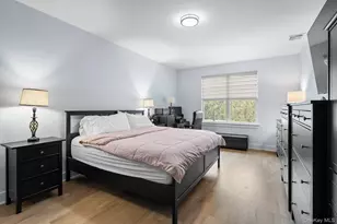 709 Breton Wy, Glen Cove, NY 11542 - Photo 11