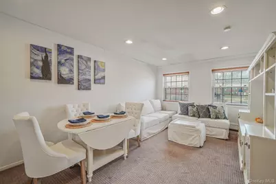 460 Old Town Road #19H, Port Jefferson Station, NY 11776 - Photo 3