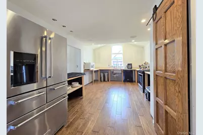 410 Greene Avenue, Sayville, NY 11782 - Photo 7