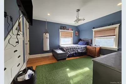 410 Greene Avenue, Sayville, NY 11782 - Photo 11