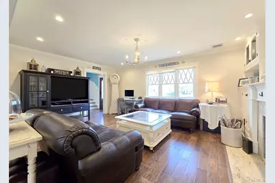 410 Greene Avenue, Sayville, NY 11782 - Photo 5