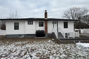 1068 Connetquot Ave, Central Islip, NY 11722 - Photo 27