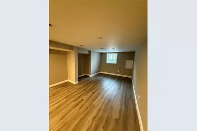 1068 Connetquot Avenue, Central Islip, NY 11722 - Photo 19