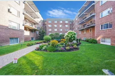 200 Atlantic Avenue #226, Lynbrook, NY 11563 - Photo 21