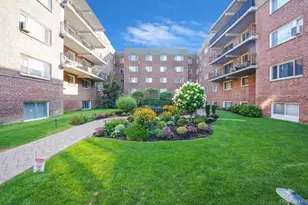 200 Atlantic Ave, Lynbrook, NY 11563 - Photo 21