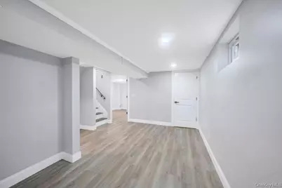 3004 New London Avenue, Medford, NY 11763 - Photo 25