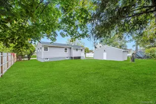 3004 New London Ave, Medford, NY 11763 - Photo 33