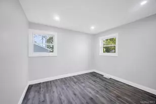 3004 New London Ave, Medford, NY 11763 - Photo 17