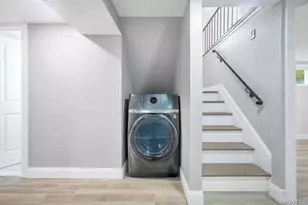 3004 New London Ave, Medford, NY 11763 - Photo 23