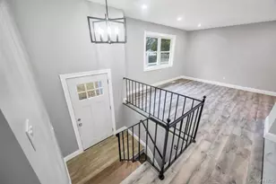 3004 New London Ave, Medford, NY 11763 - Photo 5