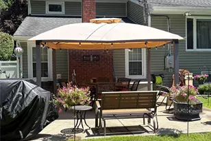 18 Hill Ln, Smithtown, NY 11787 - Photo 33