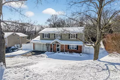 18 Hill Lane, Smithtown, NY 11787 - Photo 13