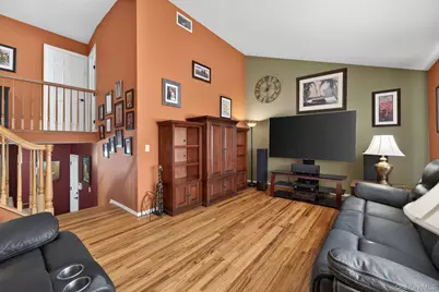 18 Hill Lane, Smithtown, NY 11787 - Photo 31