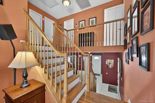 18 Hill Ln, Smithtown, NY 11787 - Photo 27