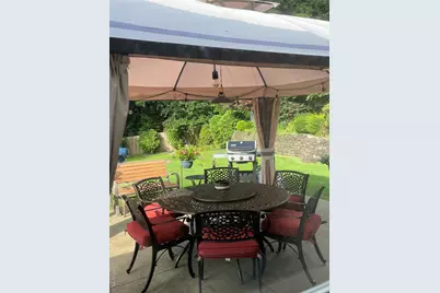 18 Hill Lane, Smithtown, NY 11787 - Photo 37