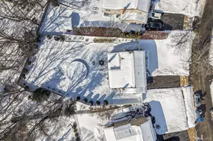 18 Hill Ln, Smithtown, NY 11787 - Photo 19