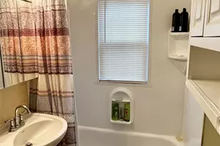 105 Finch Ln, Islip, NY 11751 - Photo 13