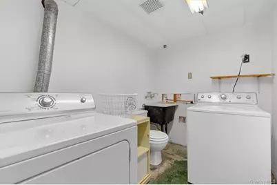 220 Wilbur Boulevard, Poughkeepsie, NY 12603 - Photo 21