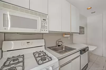 68-37 108 Street #6L, Forest Hills, NY 11375 - Photo 5