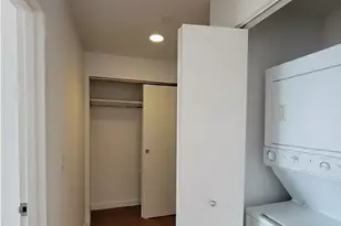 40-28 College Point Blvd, Flushing, NY 11354 - Photo 9