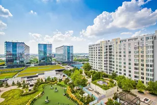 40-28 College Point Blvd, Flushing, NY 11354 - Photo 13