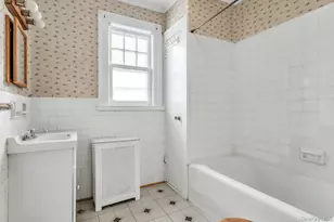 88-30 79th Ave, Glendale, NY 11385 - Photo 15