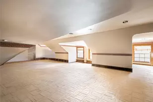 64 Plandome Ct, Manhasset, NY 11030 - Photo 17