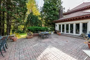 64 Plandome Ct, Manhasset, NY 11030 - Photo 19
