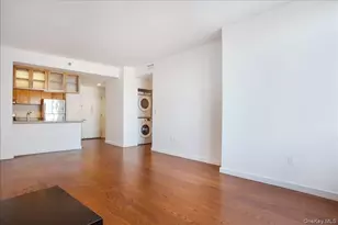4026 College Point Blvd, Flushing, NY 11354 - Photo 5