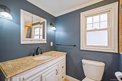 191 Smith Avenue, Islip, NY 11751 - Photo 15