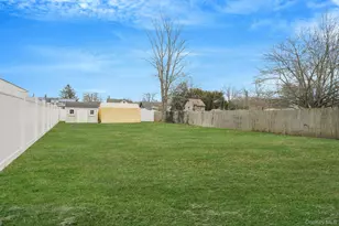 191 Smith Ave, Islip, NY 11751 - Photo 25