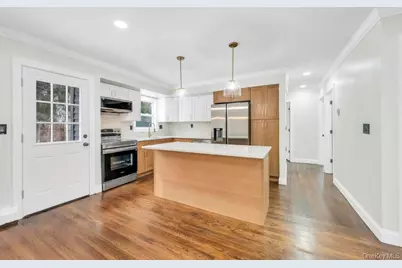 46 Ellen Place, Kings Park, NY 11754 - Photo 15